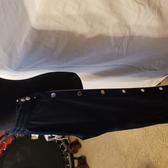 Sweat pants - Picture 4 of 7